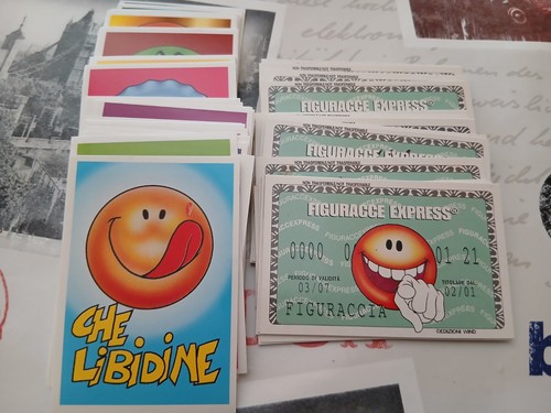 Lotto 156 figurine - card, le
